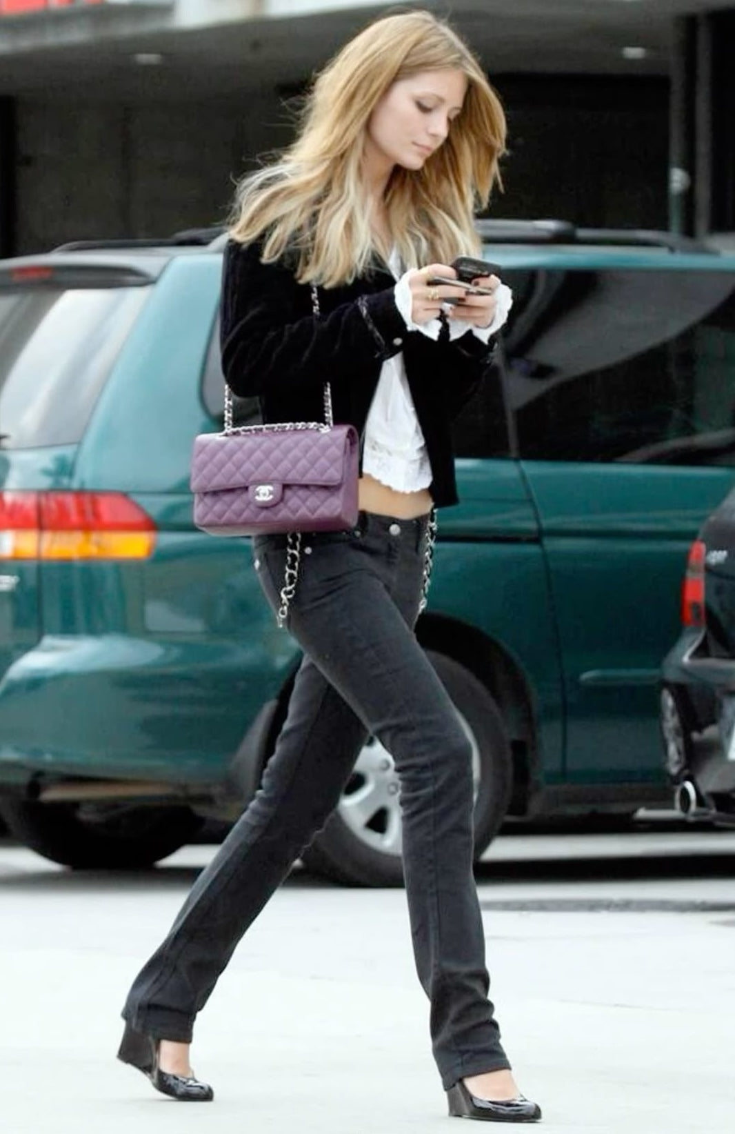 My favorite early 2000s it girl, Mischa Barton